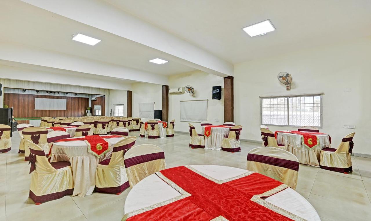 Treebo Trend Paradise Convention Rasulgarh ブバネーシュワル エクステリア 写真
