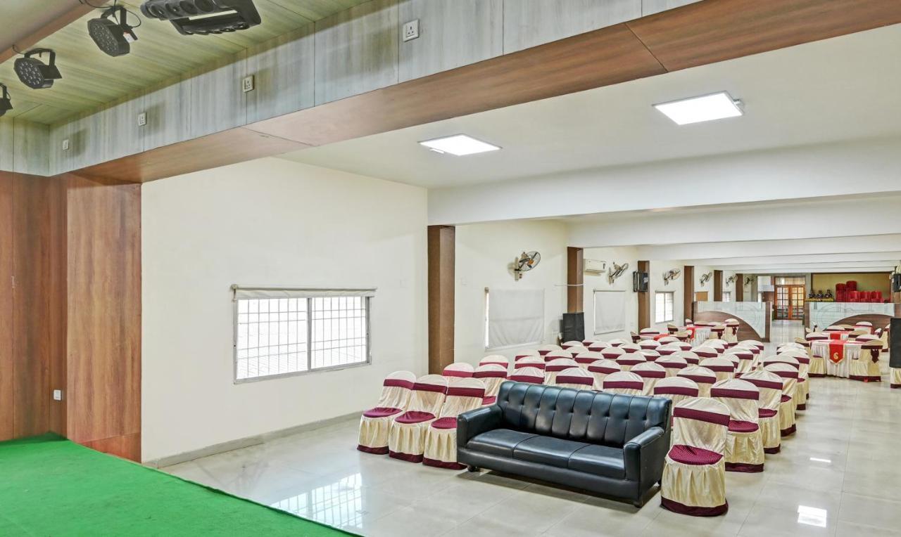Treebo Trend Paradise Convention Rasulgarh ブバネーシュワル エクステリア 写真